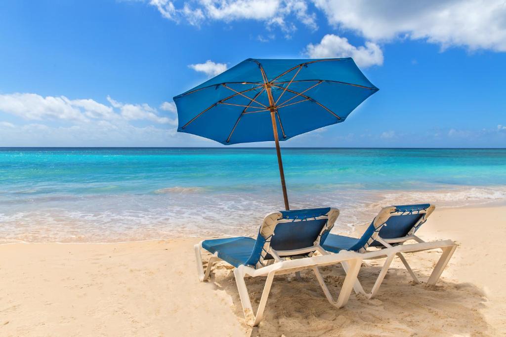 Maxwell Resort | Barbados Beach Club Resort - All Inclusive