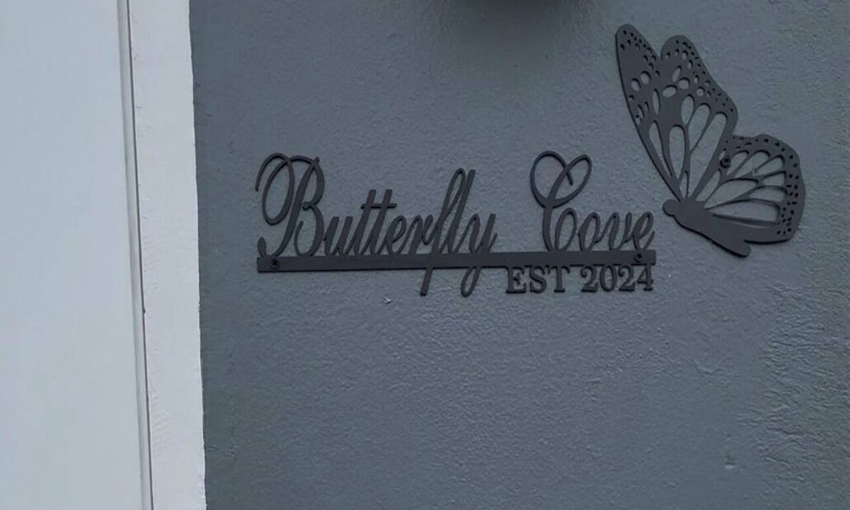 Lead Vale Apartment | Butterfly Cove