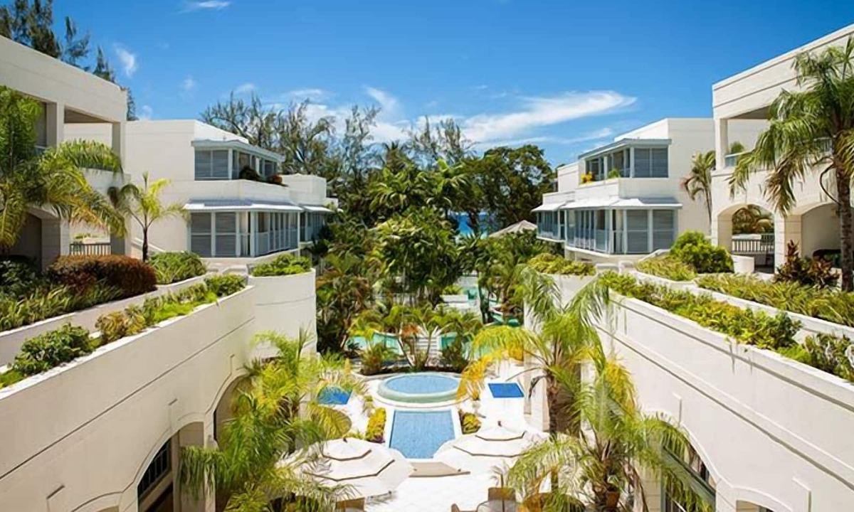 Hastings House | Comforts of Home! 4 Relaxing Units, Onsite Pool! Close to St Lawrence Gap!
