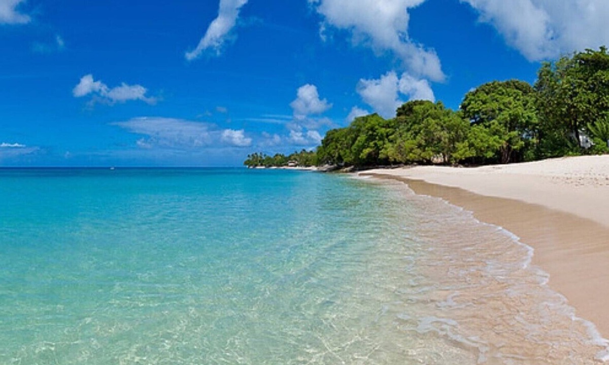 Lower Carlton Villa | Fosters House, Beachfront, Lower Carlton, St. James, Barbados