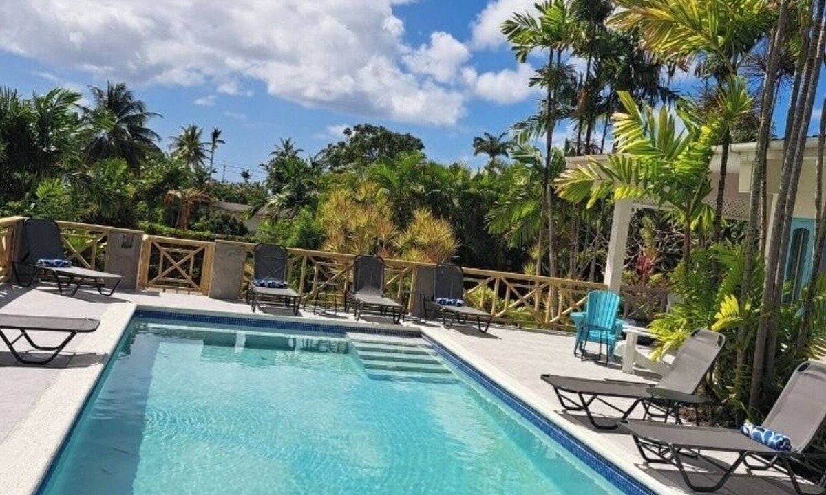 Sunset Crest Villa | Four bed/3 bath villa in Holetown, Sleeps 8 adults +babies - 30ft private pool