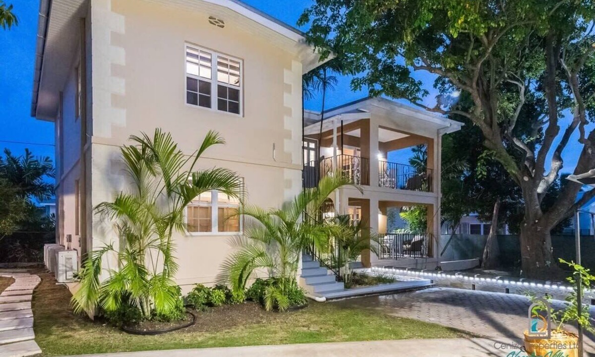 Dover Apartment | Private Porch Near Dover Beach and St. Lawrence