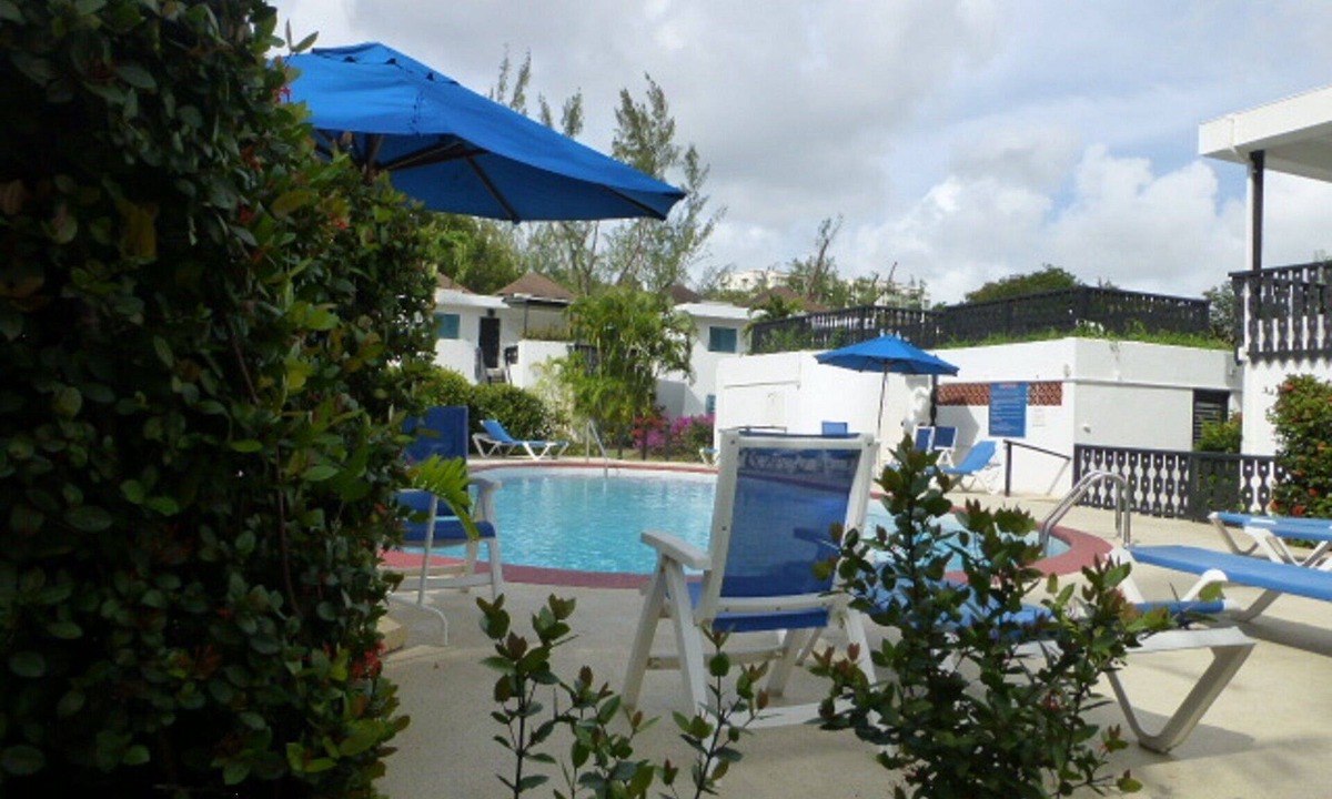 Rockley Apartment | Rockley Golf & Country Club- Pool, Tennis, Golf, Restaurant & Bar nr Beach
