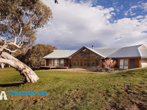 Crackenback Ski Chalet | The Little Nap