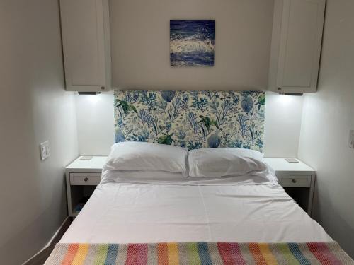 Sandy Lane Apartment | The Pod, access to Pool & Beach Club, Sunset Crest
