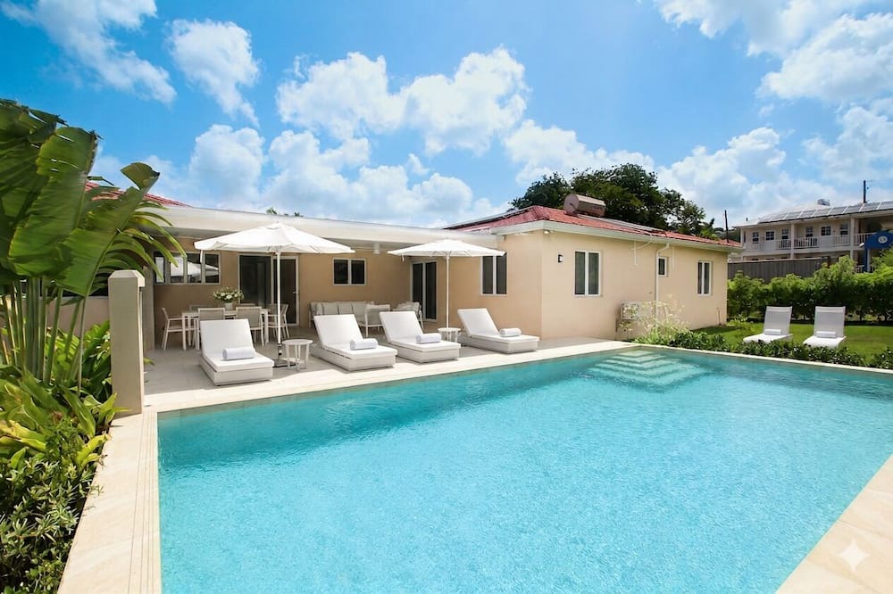 Porters House | West Coast Villa | Walk to Beach | Private Pool - Haynes House