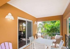 Private Porch Near Dover Beach and St. Lawrence