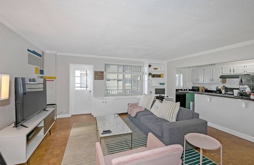 Peachtree Center Condo | 21 first floor cozy condo in the center of DT Atlanta