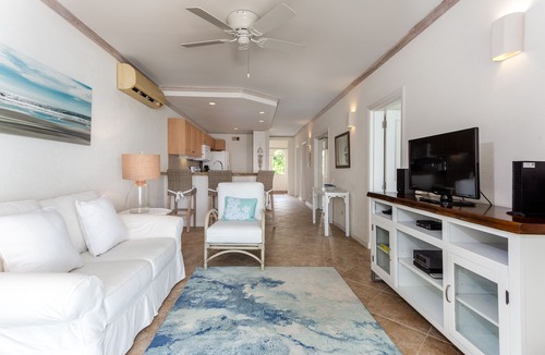Oistins Condo | #303 Oceanview beachfront Maxwell Beach Villas