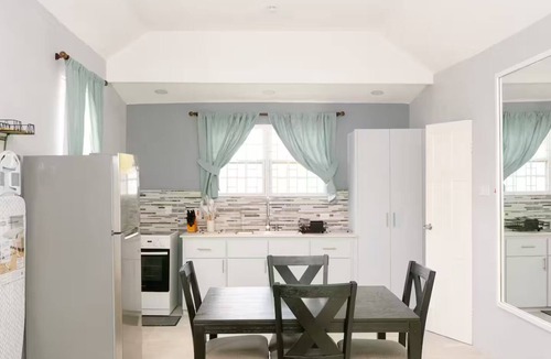 Bayville Apartment | Ackee- 2-bedroom apartment in lovely Bridgetown