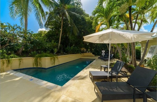 Lower Carlton Villa | Ascot 3 Villa by Fantasia Villas