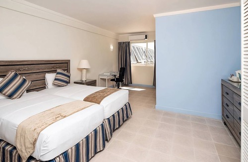 Dover Hotel | Barbados Getaway Near Dover Beach with Outdoor Pool l 3 Rooms