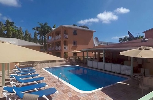 Worthing Apartment | Beach Retreat: 3 Units w/Kitchen + Balcony | Hastings Rocks Park - 1.2 miles
