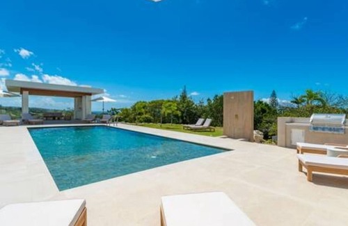 Merlin Bay House | Cloudbreak Villa at Westmoreland by Young Estates