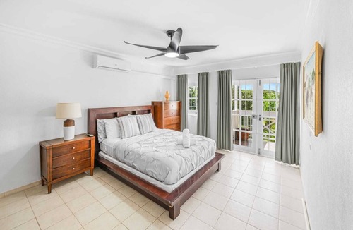 Rendezvous Apartment | Cozy Apt, overlooks golf course w/patio & library