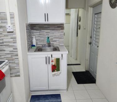 Dover Apartment | Dunbar's Studio