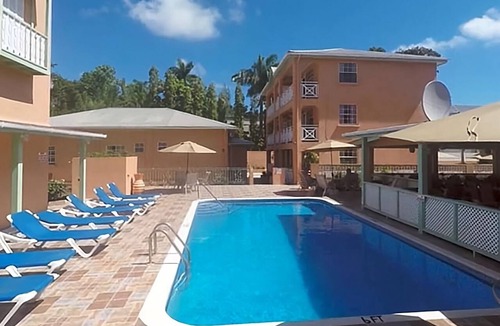 Worthing Apartment | Escape to Barbados Near Worthing Beach & Local Favorites