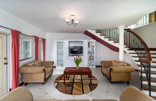 Prospect Villa | Ferron House