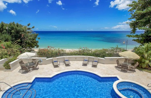 Lower Carlton Villa | Fosters House - Five Bedroom Villa, Sleeps 10