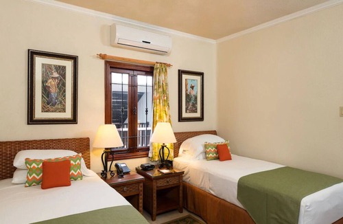 Maynards House | Get Ready for Blissful Getaway! Near Animal Flower Cave! Outdoor Pools, Parking!