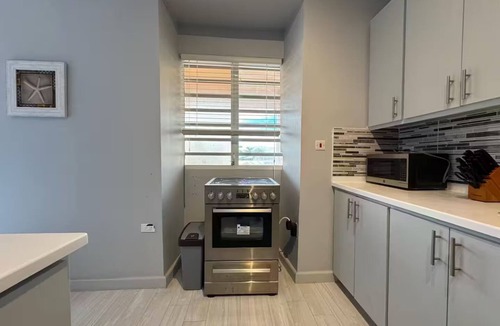 Bridgetown Apartment | Guava- Close to Carlisle Bay Beach & Bridgetown