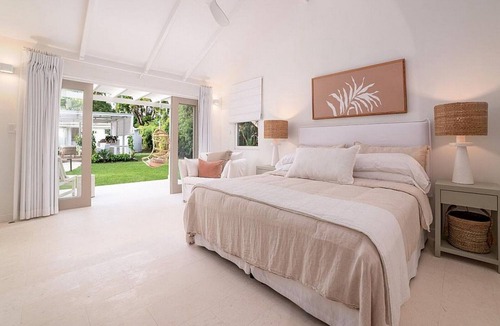 Porters Villa | Honeycomb House by Fantasia Villas