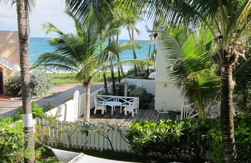 Silver Sands Apartment | Inchcape Seaside Villas right on Silver Sands Beach - Seaview Studio