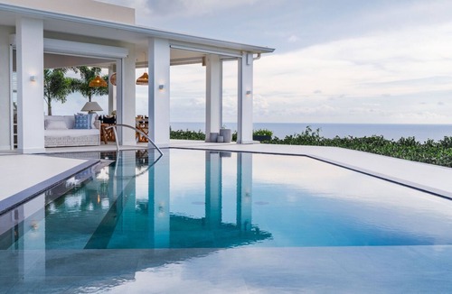 Deanes Villa | Incredible views of sea from the pool - Cool Breeze (3 bed)