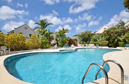 Bridgetown House | Large 3-bed townhouse w/shared pool