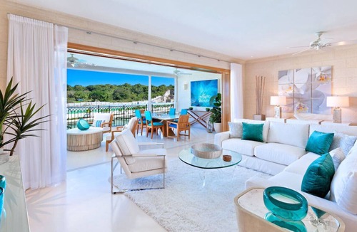 Retreat Villa | Luxury Two Bedroom Residence