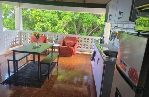 Graeme Hall Park Apartment | Mins from St Lawrence Gap