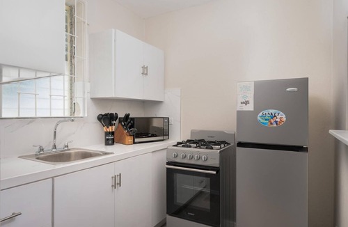 Welches Apartment | Modern Maxwell Apt near Beach & Gap