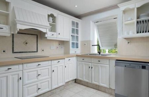 Westmoreland House | No Worries at Coconut Grove by Young Estates