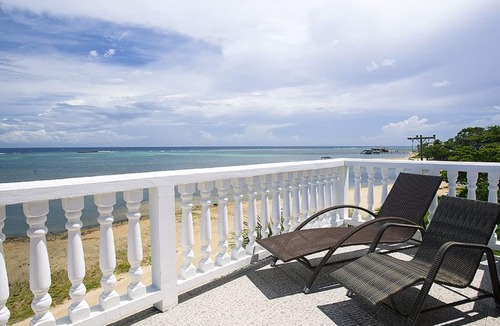 Sandy Bay House | Ocean front, 100 steps from the beach, awesome view! 5 Bed/4 Bath+King Bed Loft