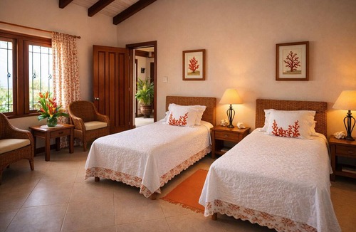 Retreat Hotel | Ocean View Suite | Pool & Fitness Center Access with Free Parking | 2 Suites