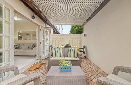 Blue Waters Apartment | Palm View 4 - Cozy 2 bedroom apartment in Barbados