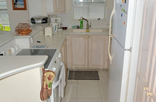 Saint Lawrence Apartment | Relax on beautiful Worthing Beach, Barbados.