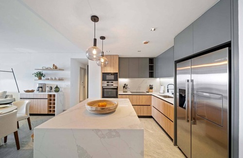 Brighton Apartment | Romantic Beachfront Condo - Allure 102 (1 bed)