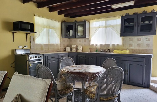 Christie House | SALE - Affordable 2 bed apt 5mins from Holetown beaches car included.