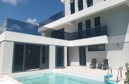Welches House | Sanctuary Villa