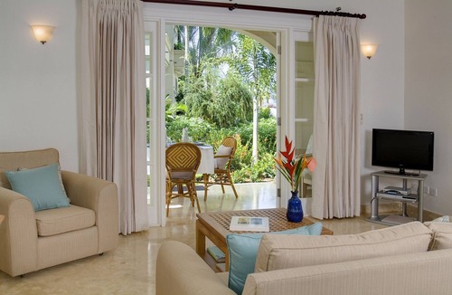 Speightstown Apartment | Schooner Bay 108 | a luxurious 1-bedroom apartment on the West Coast of Barbados