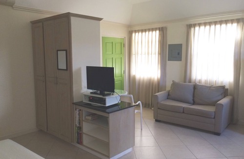 Enterprise Apartment | Suits Me "Studio C" Across From The Sea