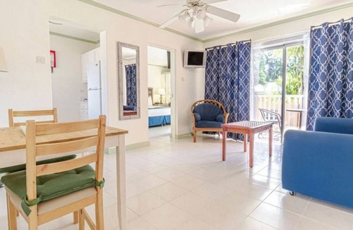 Worthing Apartment | Sunny Barbados Escape Near Worthing & Rockley Beaches l 1BR King w/Kitchen
