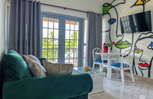 Sunset Crest Apartment | Sunset Lane