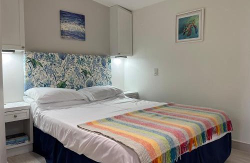Sandy Lane Apartment | The Pod, access to Pool & Beach Club, Sunset Crest
