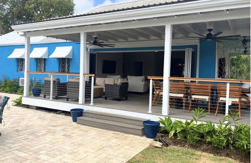 Bayville Villa | Villa By The Bay Luxury 3 bedroom all ensuite, private pool, pickleball court
