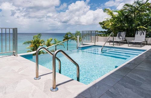 Clinketts Villa | Villa Francoise- 4BR Beachfront Property w/Pool