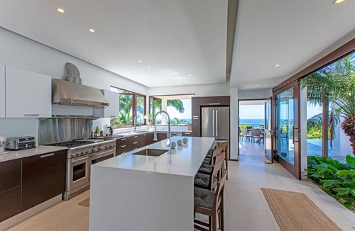 Westmoreland Villa | Villa Sundeck House by Fantasia Villas