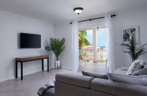 Speightstown Apartment | Vuemont #245 - by Zenbreak