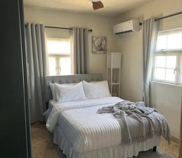 Fortescue Apartment | Windy Bottom
